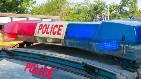 Lady police: ఇన్స్ పెక్టర్ మీద రేప్ కేసు పెట్టిన లేడీ పోలీసు, పెళ్లి పేరుతో సర్వం స్వాహా ?, ఎస్కేప్!