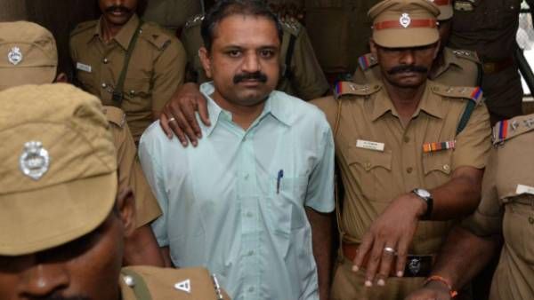 రాజీవ్ గాంధీ హత్య కేసు: దోషుల్లో ఒకరైన ఏజీ పెరరివాలన్‌కు బెయిల్ మంజూరు చేసిన సుప్రీంకోర్టు