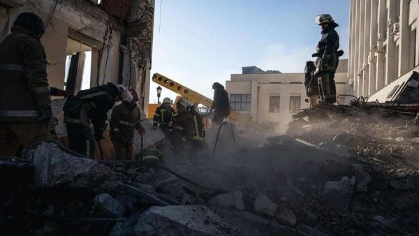 రష్యాకు భంగపాటు : చోర్నోబైవ్కాలో 12వ సారి విఫలం..! కీవ్ నుంచి సేనల ఉపసంహరణ?