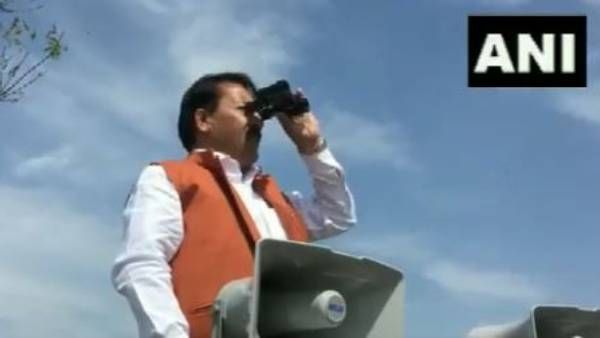 మాములుగా లేదుగా.. స్ట్రాంగ్ రూం వీక్షణ, బైనక్యూలర్ సాయంతో.. ఎస్పీ క్యాండెట్ ఇలా..