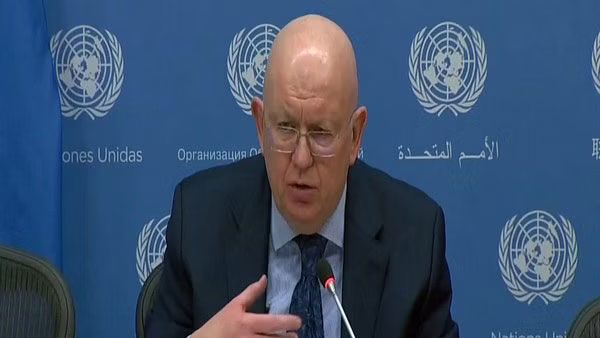 భద్రతకు ముప్పు: యూఎస్ నుంచి 12 మంది యూఎన్ రష్యా దౌత్యవేత్తల బహిష్కరణ