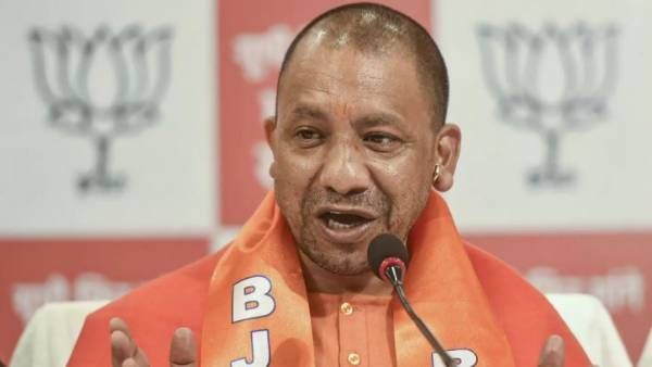 భారీ మెజార్టీతో యోగీ ఆదిత్య‌నాథ్‌ గెలుపు; గోరఖ్‌పూర్ లో మిన్నంటిన సంబరాలు