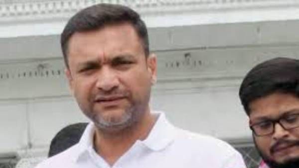 హమ్మయ్యా.. ఓవైసీకి రిలీఫ్.. రెండు కేసులు కొట్టివేసిన నాంపల్లి కోర్టు