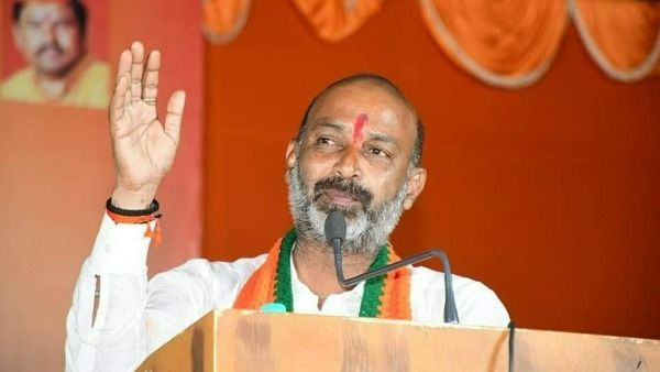 కేసీఆర్.. ప్లీనరీలో ఈ 21 ప్రశ్నలకు సమాధానం చెప్పు: బండి సంజయ్ ప్రశ్నాస్త్రాలు