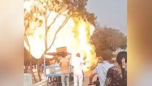 Viral Video: 387 కి.మీ నాన్‌స్టాప్‌గా డ్రైవ్.. పేలిన బుల్లెట్ బండి.. ఎక్కడ అంటే