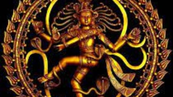 vastu tips: ఇంట్లో ఈ షో పీసెస్ ఉంచుకోకండి.. ఇవి ఉంటే యమా డేంజర్!!