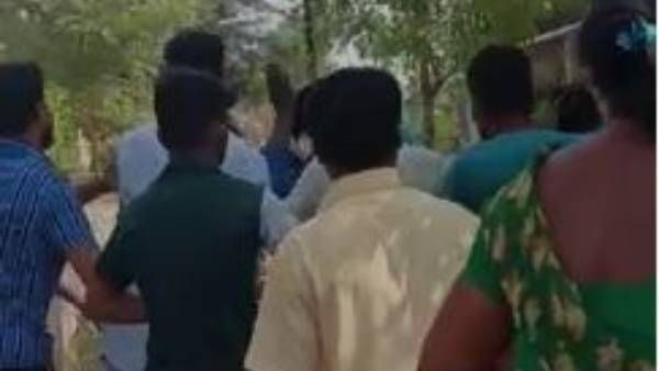 పాఠాలు చెప్పాల్సిన పంతులు పాడుపని; గ్రామస్తుల దేహశుద్ధి.. ఆపై