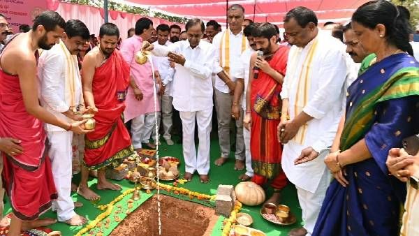 హైదరాబాద్‌లో 3 టిమ్స్ ఆస్పత్రులకు కేసీఆర్ శంకుస్థాపన: ఆయా జిల్లాల ప్రజలు నేరుగా