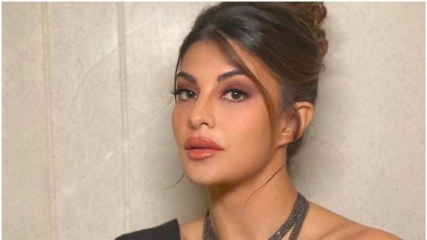 బాలీవుడ్ బ్యూటీ జాక్వెలిన్ ఫెర్నాండెజ్ కు ఈడీ షాక్.. మనీలాండరింగ్ కేసులో 7కోట్లఆస్తులు అటాచ్!!