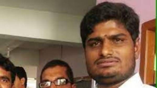 ప్లీనరీలో తలుక్కుమన్న మున్నూరు రవి.. ఎలా వచ్చాడంటే.. కలకలం