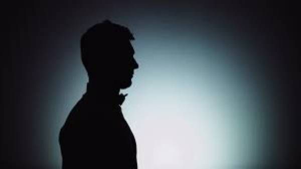 Illegal affair: భార్యను కసితీరా పొడిచి చంపేసిన భర్త, పోలీస్ స్టేషన్ లో లొంగిపోయి కూల్ గా చెప్పాడు !