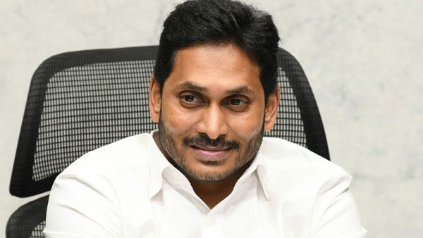 మూడ్రోజుల పాటు జగన్ సోలో మంత్రి-కేబినెట్ రాజీనామాతో- అధికారంలోకి వచ్చాక రెండోసారి