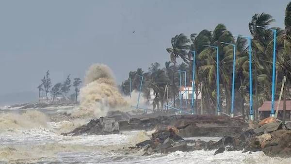 అస్పష్టంగా అసని తుఫాన్-ఇప్పటికే ఐదుసార్లు దిశ మార్పు-నర్సాపురం లేదా కాకినాడ తీరాన్ని తాకి..