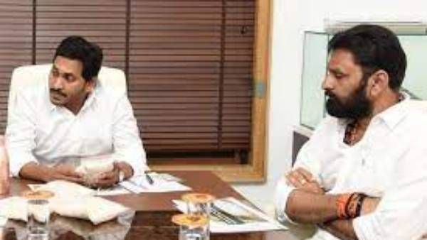 సీఎం జగన్‌తో కొడాలి నాని భేటీ.. ఏం చర్చించారంటే..?