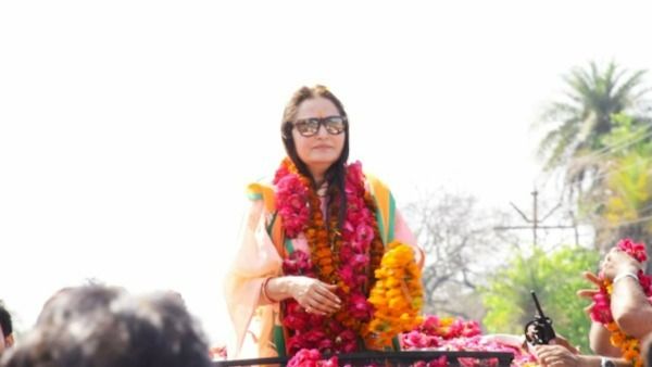 ఏపీ,తెలంగాణా రాజకీయాల్లోకి జయప్రద ఎంట్రీ; ఆ స్థానంపై గురి; ఈసారైనా కోరిక ఫలిస్తుందా?