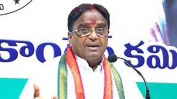 మోది,కేసీఆర్ గంజి మీద వాలుతున్న ఈగలు.!అధికారం కోసం డ్రామాలాడుతున్నారన్న పొన్నాల.!