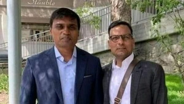 దావోస్ లో దర్జాగా పంచ్ ప్రభాకర్-సీబీఐ మీనమేషాలు-హైకోర్టు అరెస్టు ఆదేశాలున్నా !