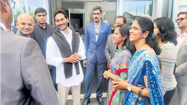 దావోస్‌లో సీఎం జగన్: నేడు డబ్ల్యూఈఎఫ్‌తో కీలక ఒప్పందం, వరుస సమావేశాలు