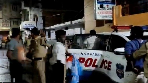 రాహుల్ ఆఫీస్ ధ్వంసం: ఎస్ఎఫ్ఐ కార్యాలయంపై ఎన్​ఎస్‌​యూఐ కార్యకర్తల దాడి