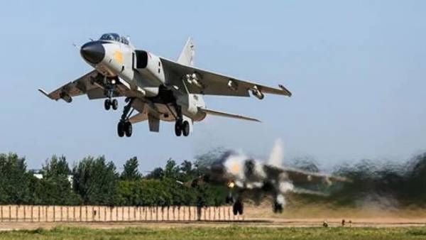 సరిహద్దులో ఆగని చైనా కుట్రలు: ఎయిర్‌ఫీల్డ్‌లో ఆధునాతన జెట్‌లు, నిశితంగా గమనిస్తున్న భారత్