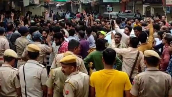 వాట్సాప్ లో నుపుర్ శర్మ పెట్టుకున్నాడని చంపేశారు-ఉదయ్ పూర్ లో టైలర్ హత్య-ఉద్రిక్తతలు