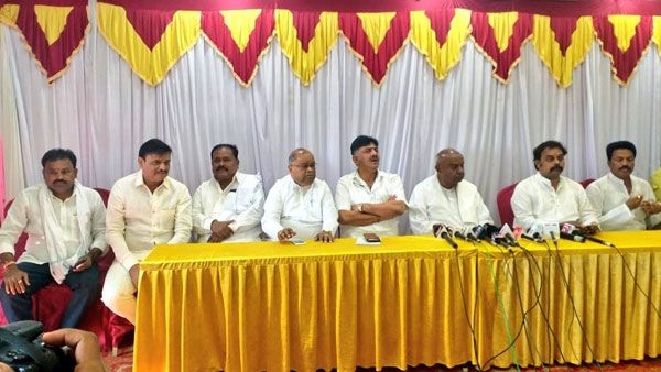 కర్నాటకలో దేవెగౌడ, శివకుమార్ ను ఏకం చేసిన బీజేపీ సర్కార్ నిర్ణయం- టెక్స్ట్ బుక్స్ వివాదంతో