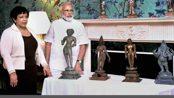 Idols: గుడ్ న్యూస్, 10 పురాతన విగ్రహాలు తమిళనాడుకు అప్పగించిన కేంద్రం, క్రెడిట్ మొత్తం మోదీకే, మంత్రి రెడ్డి !