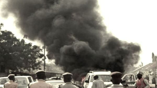 నైజీరియాలో ఉగ్రదాడి : చర్చిలో కాల్పులు - 50 మంది మృతి..!!