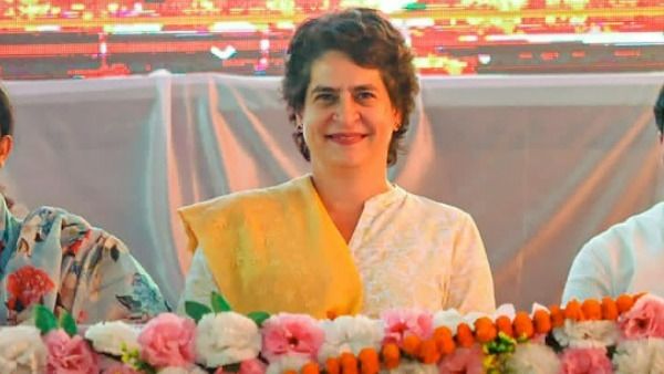 కాంగ్రెస్ పార్టీలో కరోనా కలకలం.. ప్రియాంకా గాంధీకి కరోనా పాజిటివ్!!