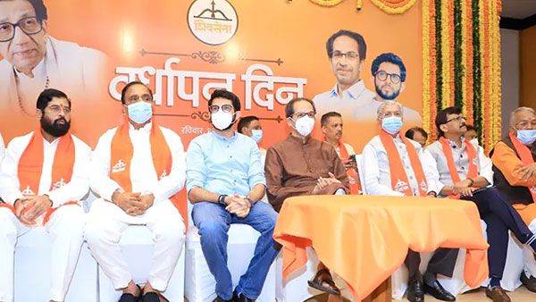 మహారాష్ట్ర సంక్షోభం- ఉద్ధవ్ తో భేటీకి 33 మంది ఎమ్మెల్యేల హాజరు- సంజయ్ రౌత్ వెల్లడి