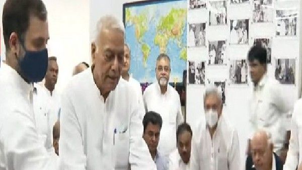 రాష్ట్రపతి అభ్యర్థి యశ్వంత్ సిన్హా నామినేషన్ దాఖలు: వెంట పవార్, రాహుల్, కేటీఆర్ సహా నేతలు