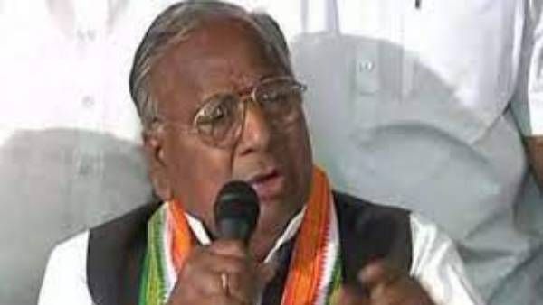 బండిపై వీహెచ్ విసుర్లు.. భాగ్యలక్ష్మీ అమ్మవారి గురించి అలా..