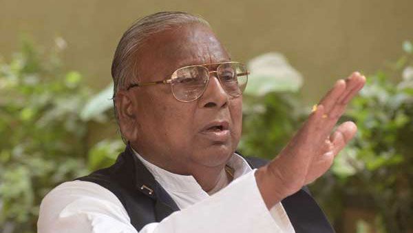 మరోసారి అధికారం ఇస్తే దేశం మూడు ముక్కలే.. వీహెచ్ హాట్ కామెంట్స్