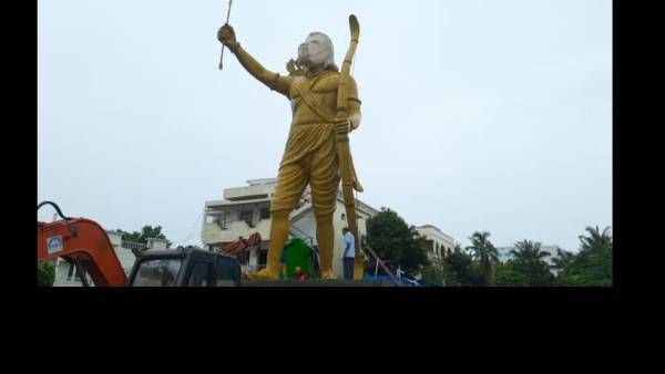 భీమవరానికి అల్లూరి విగ్రహం-30 అడుగుల ఎత్తు-3 కోట్ల ఖర్చు-15 టన్నుల బరువు-ప్రత్యేకతలివే