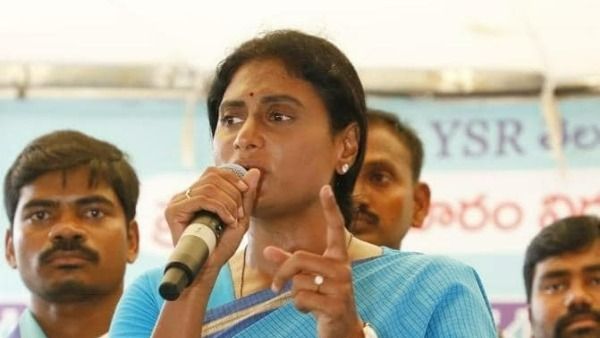 షర్మిల తేల్చేసారు - అక్కడి నుంచే పోటీ చేస్తున్నా : వైఎస్సార్ వారసత్వం నాదే..!!