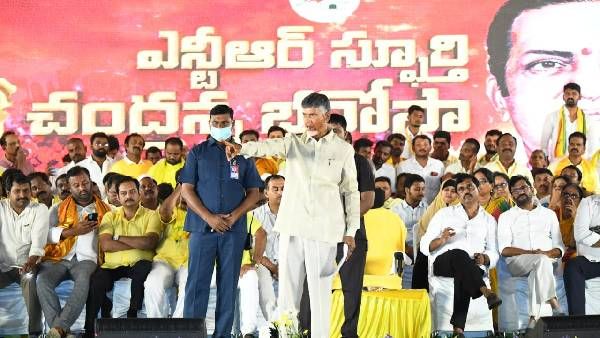 సీమపై చంద్రబాబు ఫోకస్- జగన్ కోటల్లో మారుతున్న సమీకరణాలు- ఇప్పుడు వదులుకుంటే..