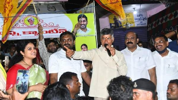 వివాదాస్పద విలీన మండలాల్లో చంద్రబాబు పర్యటన; వరద బాధితులకు పరామర్శ; ఆసక్తికర చర్చ!!