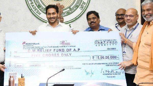 గోదావరి వరద-బాధితులకు జగన్ సర్కారీ సంస్ధ రూ.5 కోట్ల విరాళం-సీఎం టూర్ కు ముందే..