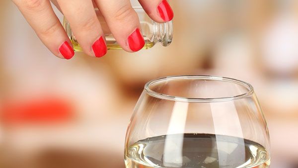 Sadist: భార్య మీద తాగుబోతు భర్తకు డౌట్, ఆహారంలో విషం కలిపి ?, నలుగురు పిల్లలు!