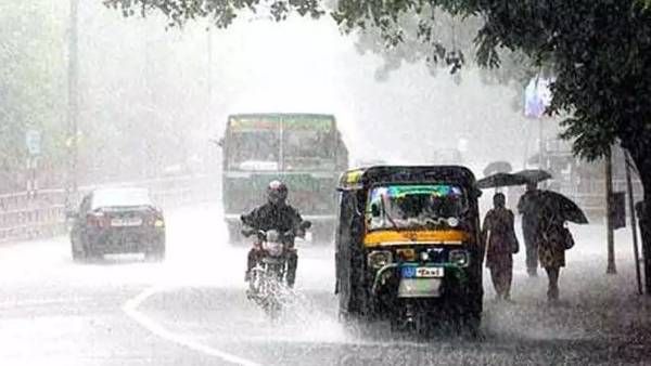 సిటీలో దంచికొట్టిన వాన.. ఈ జిల్లాల్లో ఎల్లో అలర్ట్