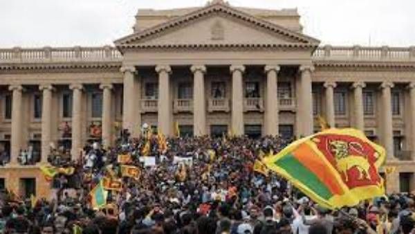 గోటబాయను పంపేయండి-మాల్దీవుల్లో లంకేయుల నిరసనలు-శ్రీలంకలో కనిపిస్తే కాల్చివేత