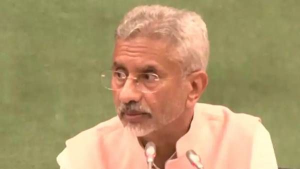 లంకలో దయనీయం.. మరీ ఇండియా.. తోసిపుచ్చిన జై శంకర్