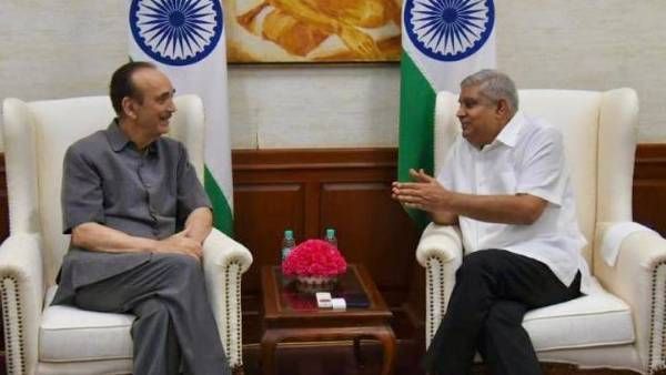 ఆజాద్‌కు బీజేపీ బంపర్ ఆఫర్: ఆట మొదలైంది..!!