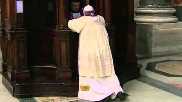 Girl: ఫేమస్ చర్చి, ప్రార్థనా మందిరంలో అమ్మాయిలకు లైంగిక వేధింపులు, ఫాస్టర్ అరెస్టు, సీక్రేట్ గా!