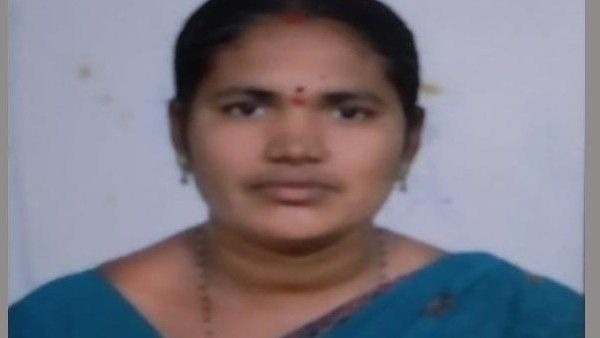 స్మశానంలో పాతిపెట్టిన మహిళ మృతదేహం మాయం.. అసలేం జరిగిందంటే!!