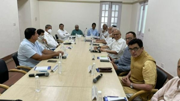 కాంగ్రెస్ సారథి ఎన్నికకు ముహూర్తం ఖరార్: షెడ్యూల్ ఇదే: తెరపై టీ సుబ్బరామిరెడ్డి