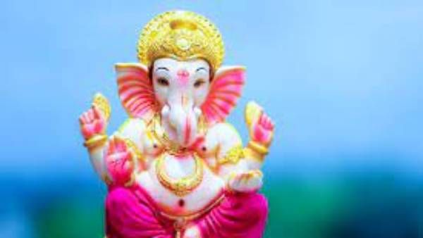 ఇంట్లో ఈ దిక్కున వినాయకుడి విగ్రహం పెట్టకండి; గణేశుడిని సరైనస్థానంలో పెడితేనే సంపదవర్షం!!