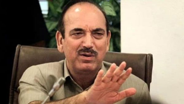 గులాం నబీ ఆజాద్ రాజీనామా - సోనియా క్యాంపులో కలకలం: వాట్ నెక్స్ట్..!!