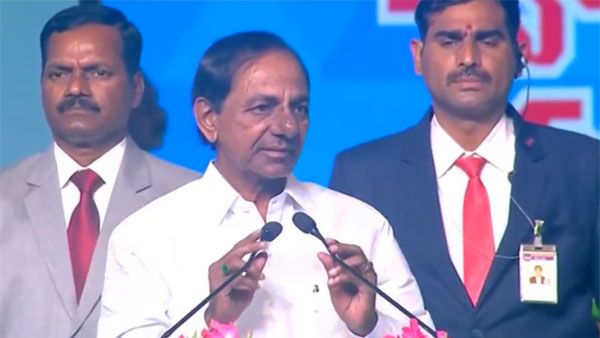 మహాత్ముడు విశ్వమానవుడు: అహిసంతోనే విజయం, వజ్రోత్సవ ముగింపు వేడుకల్లో కేసీఆర్