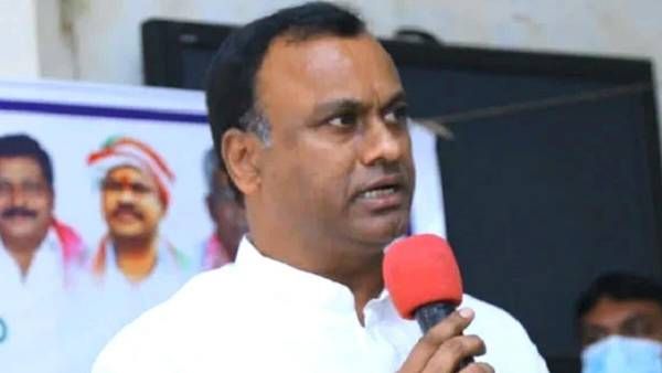 కోమటిరెడ్డి రాజగోపాల్ రెడ్డి ఎపిసోడ్; ఢీల్లీకి రేవంత్, ఉత్తమ్, జానారెడ్డిలు; ఢిల్లీపెద్దలకు చర్చలపై రిపోర్ట్!!